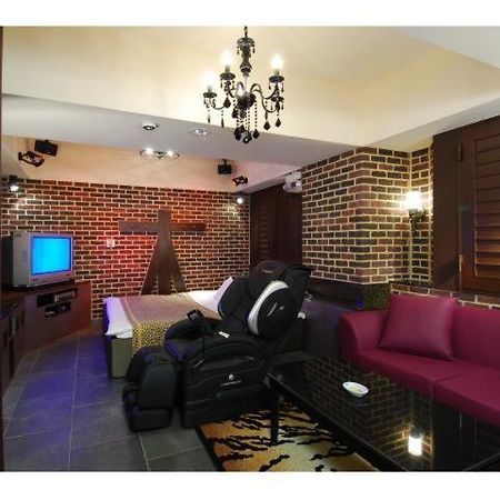 Hotel Shasha Toyonaka (Adults Only) מראה חיצוני תמונה
