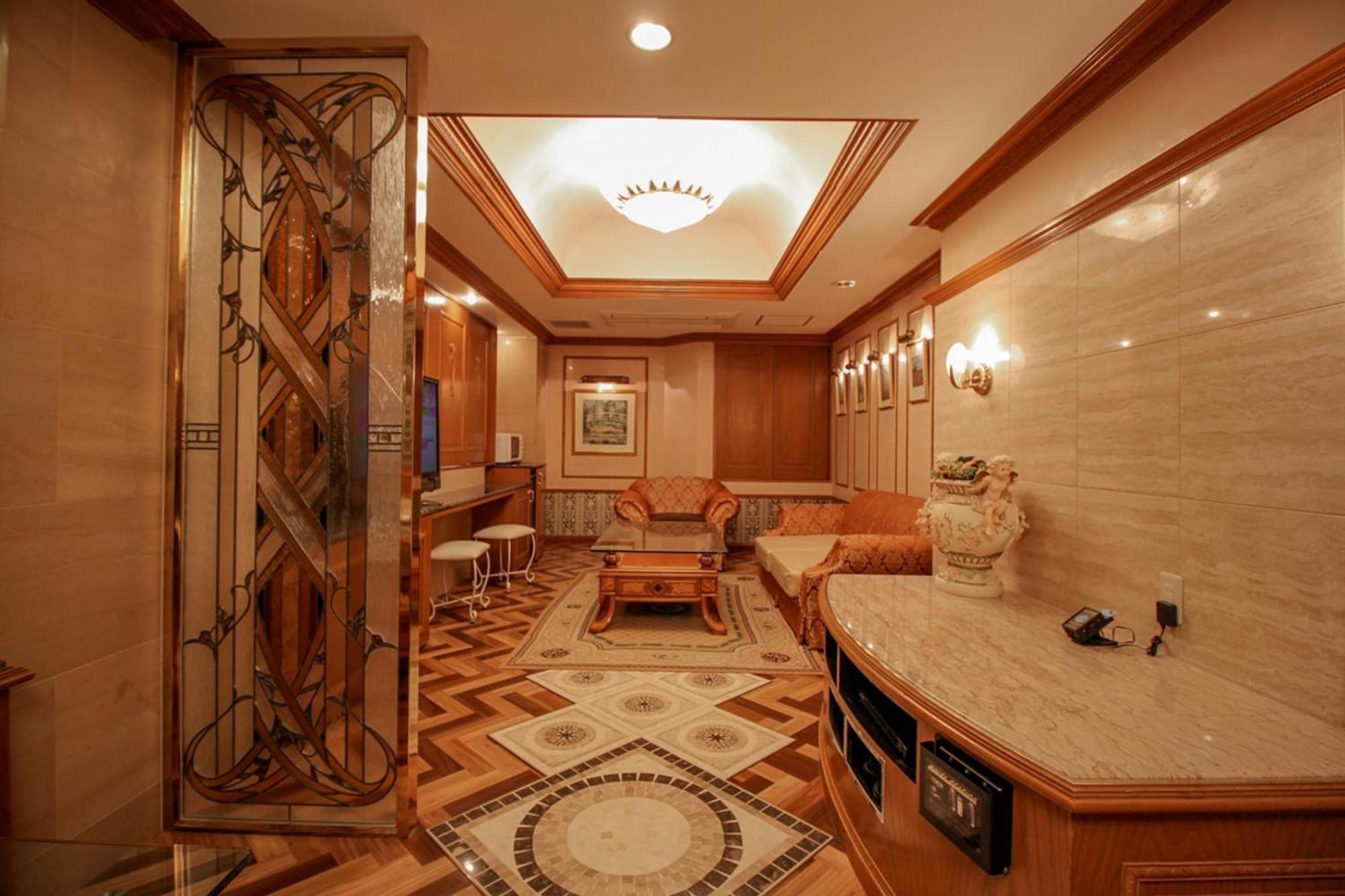 Hotel Shasha Toyonaka (Adults Only) מראה חיצוני תמונה