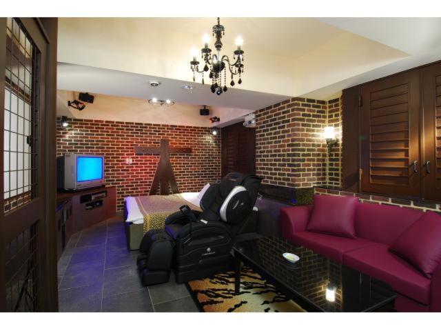 Hotel Shasha Toyonaka (Adults Only) מראה חיצוני תמונה